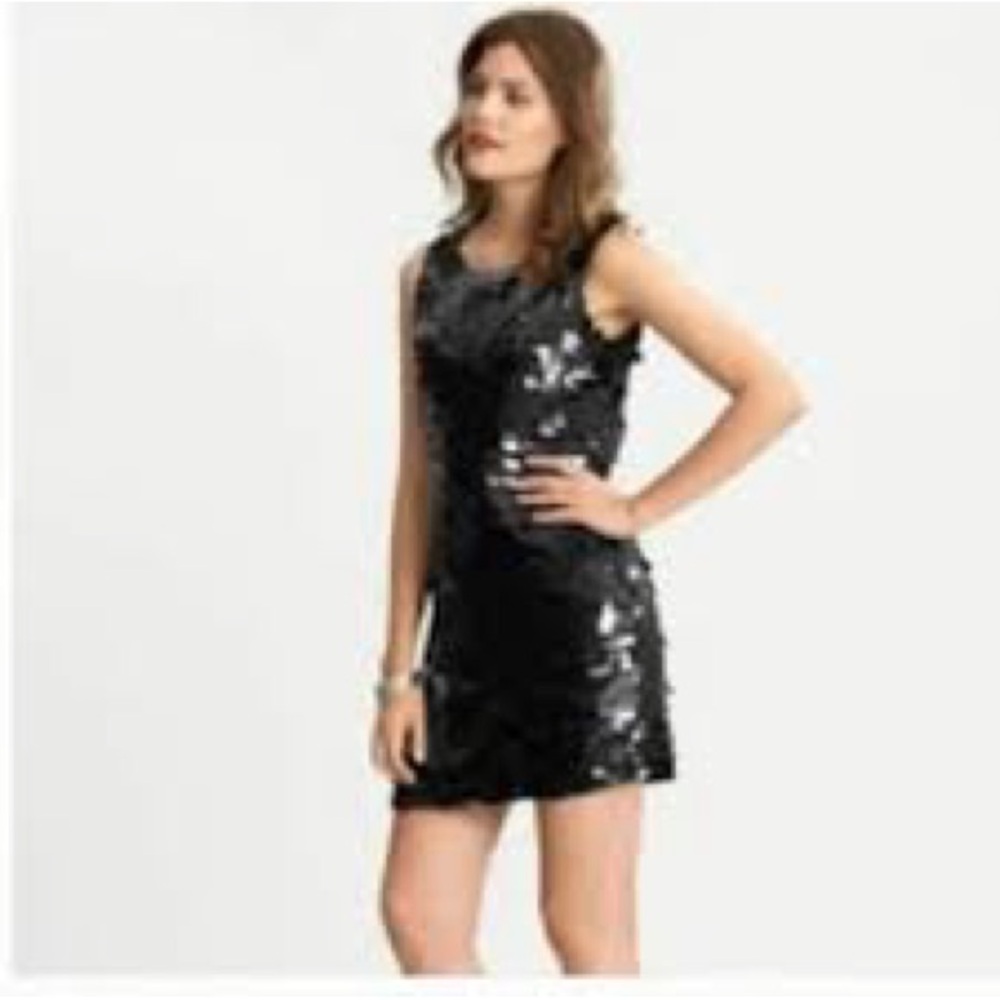 NwT;Elegant Banana Republic Black Sequin Dress🔥